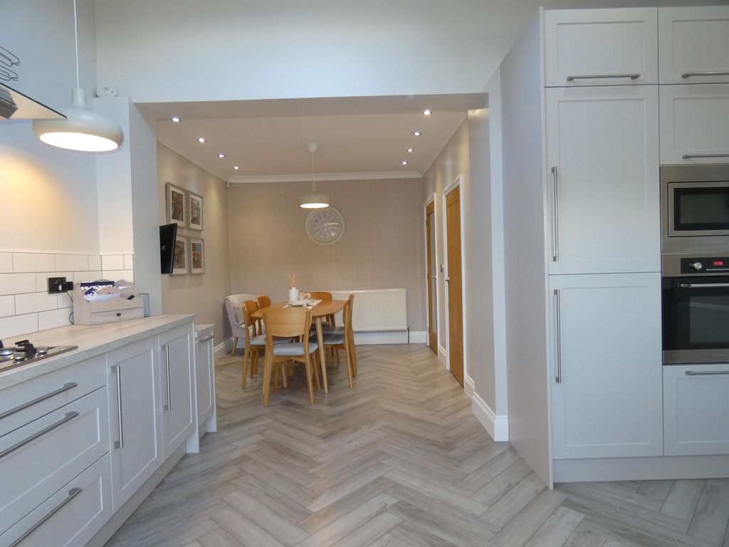 Kitchen/Diner- click for photo gallery